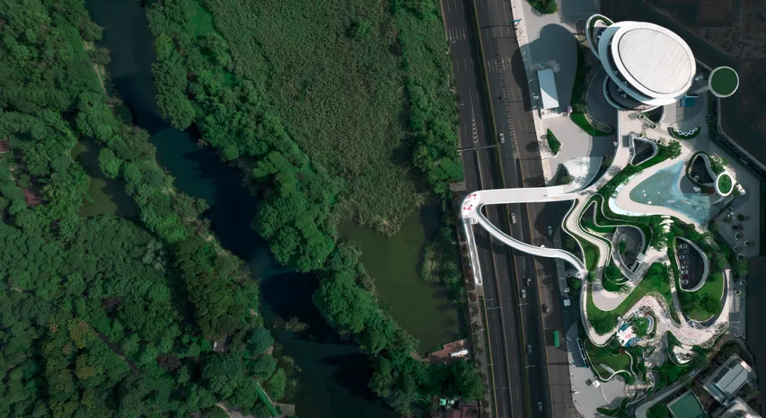 1734939899132352.jpg 1734939803735.jpg