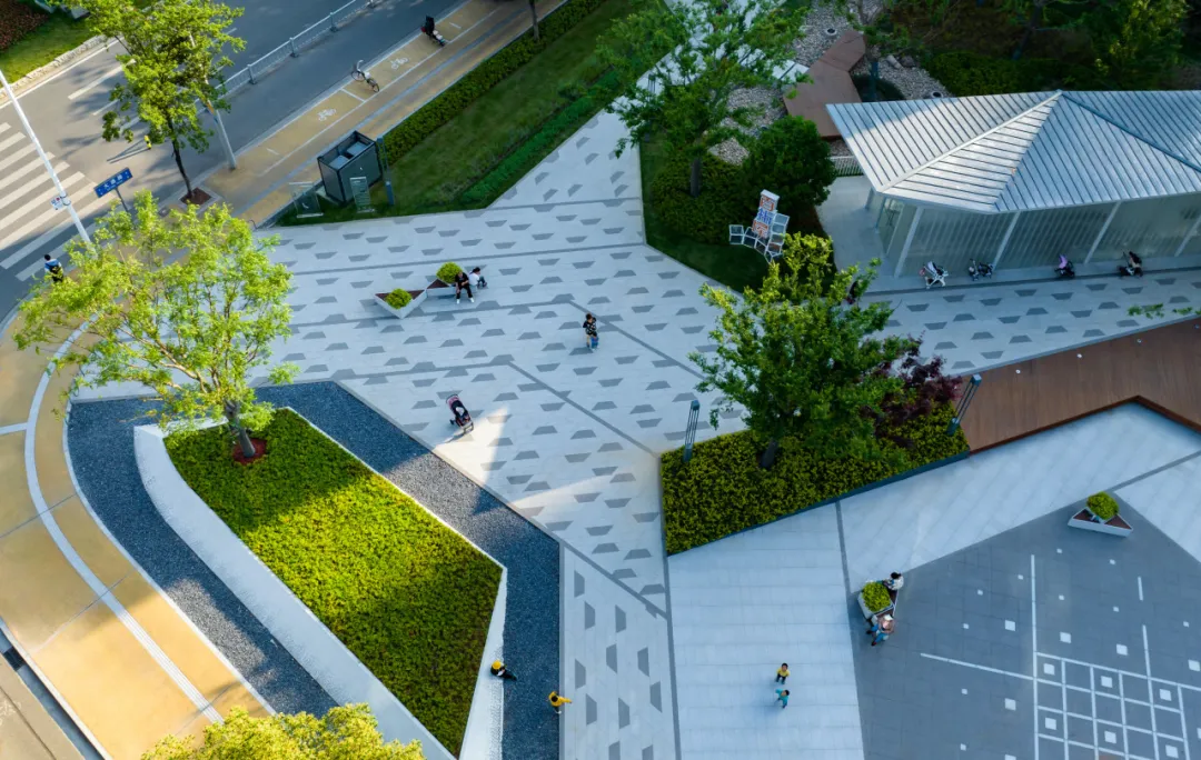 1735629578193705.jpg 1735629556819.jpg