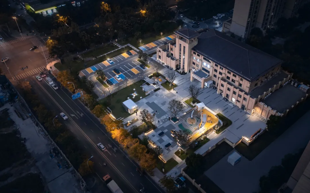 1735782562100376.jpg 1735782526382.jpg