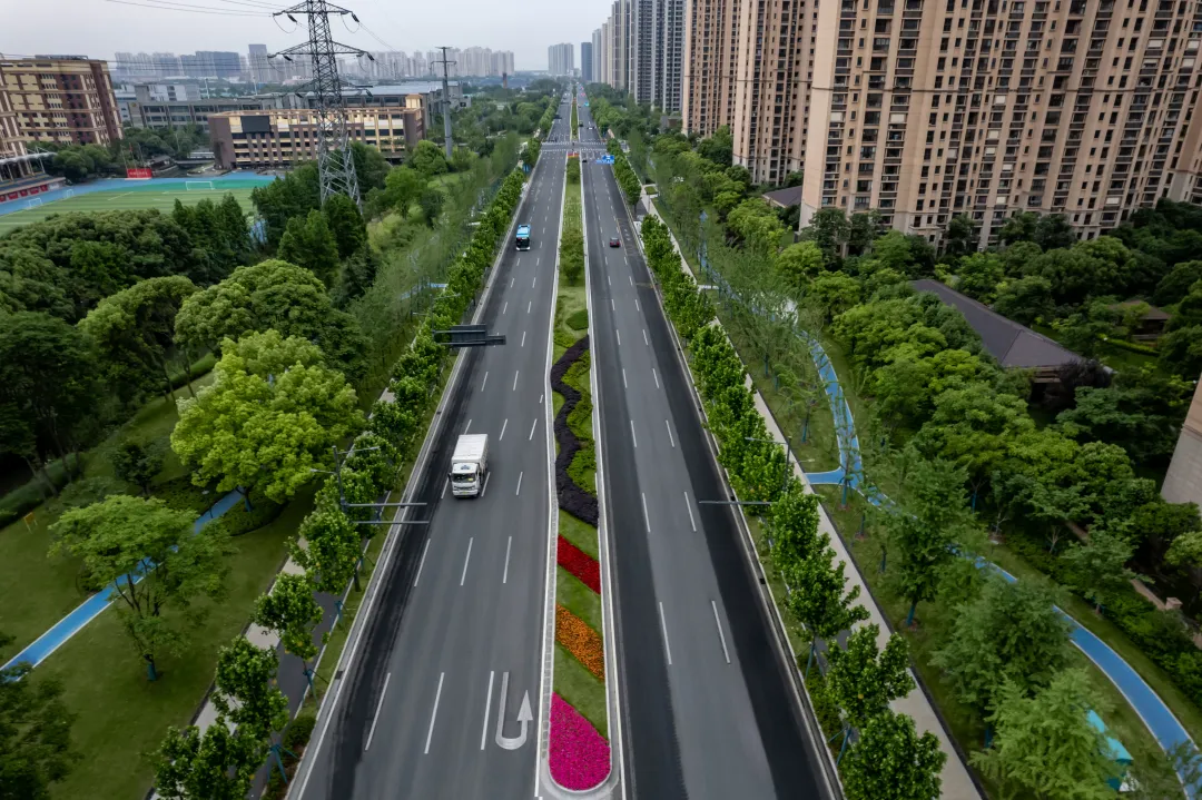 1735788972826936.jpg 1735788970021.jpg