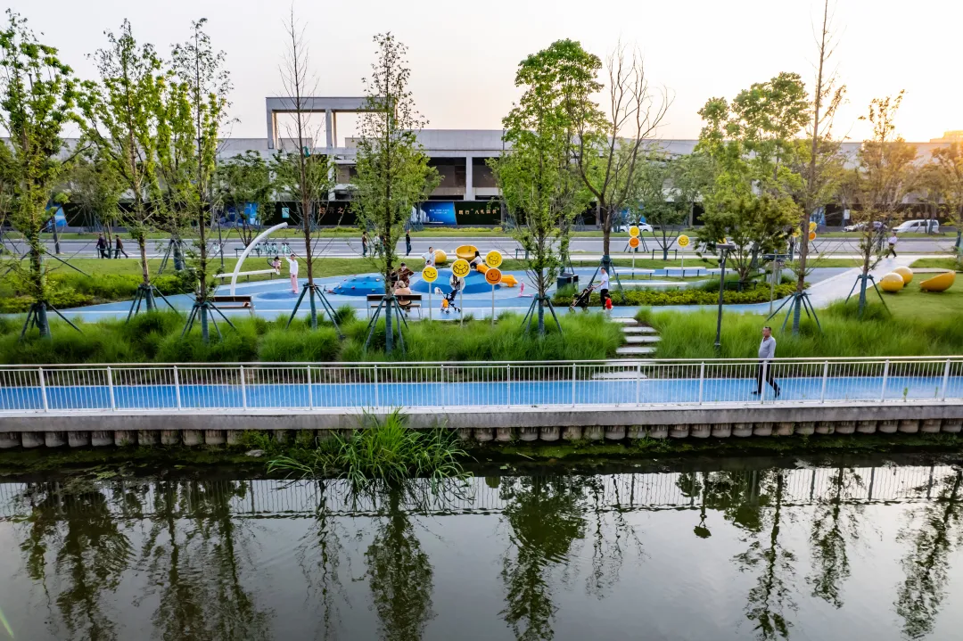 1735789160114714.jpg 1735789147577.jpg