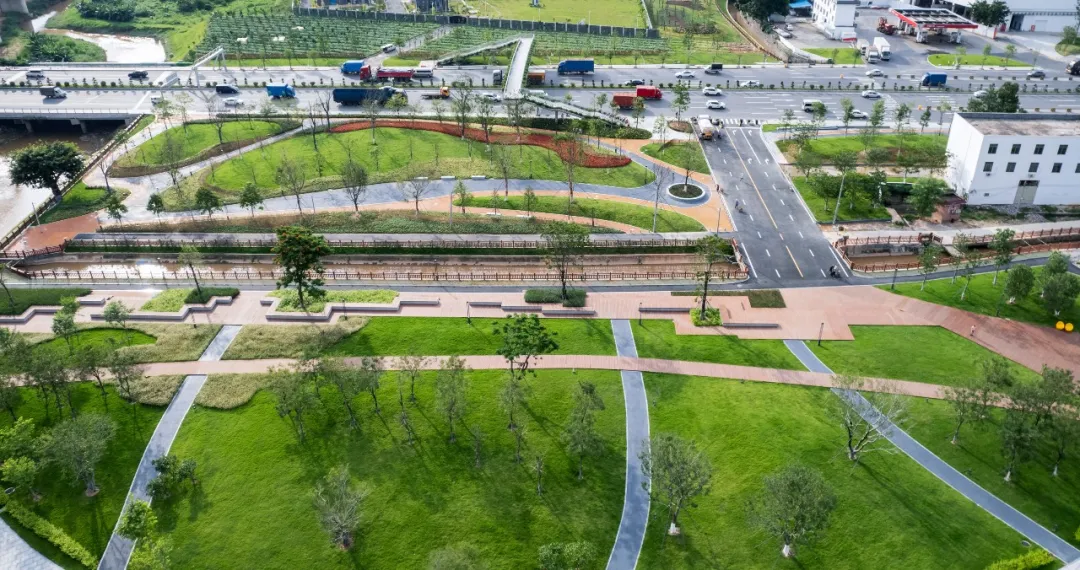 1735797903169379.jpg 1735797900519.jpg